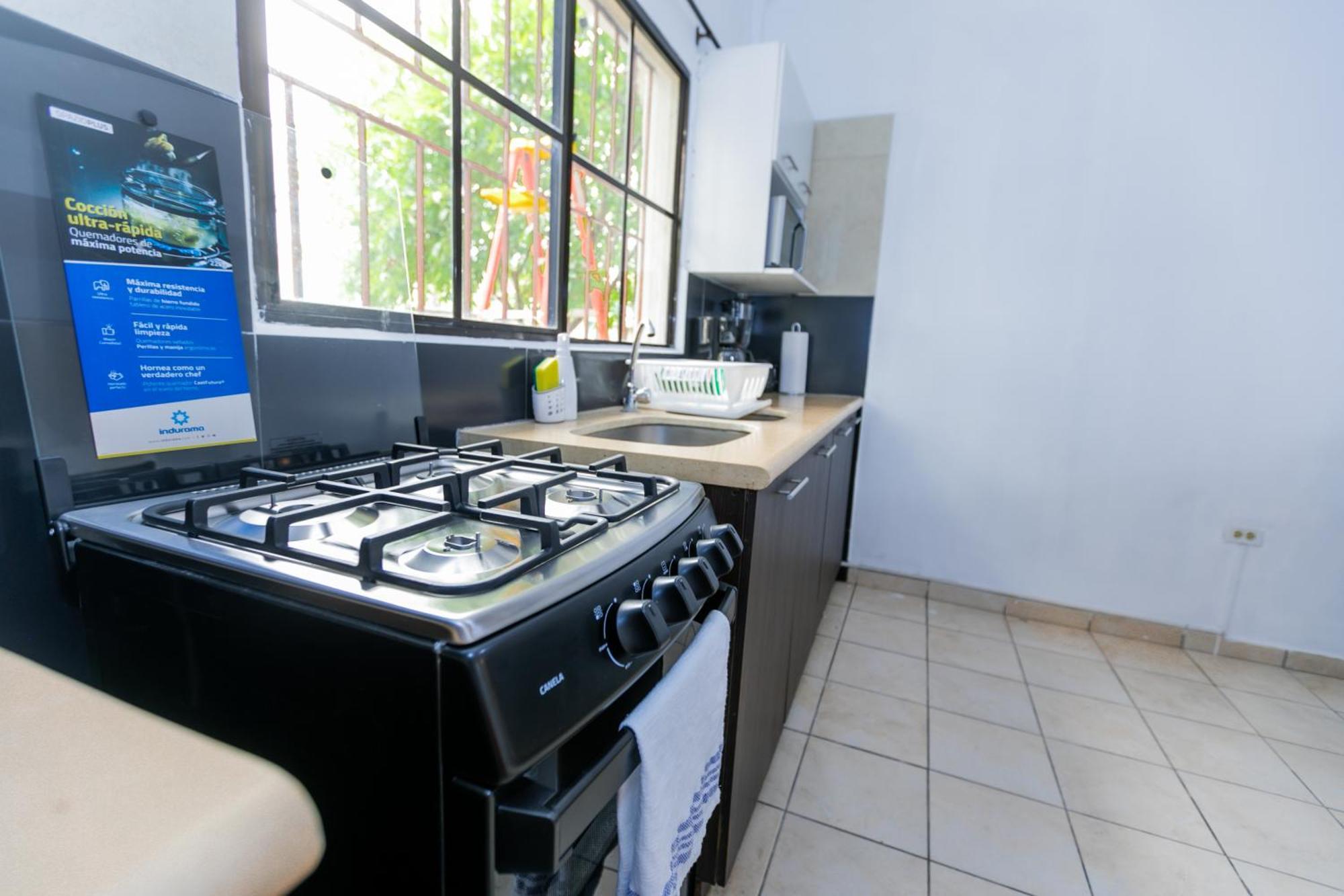 Friendly House Hotel Santa Tecla Buitenkant foto