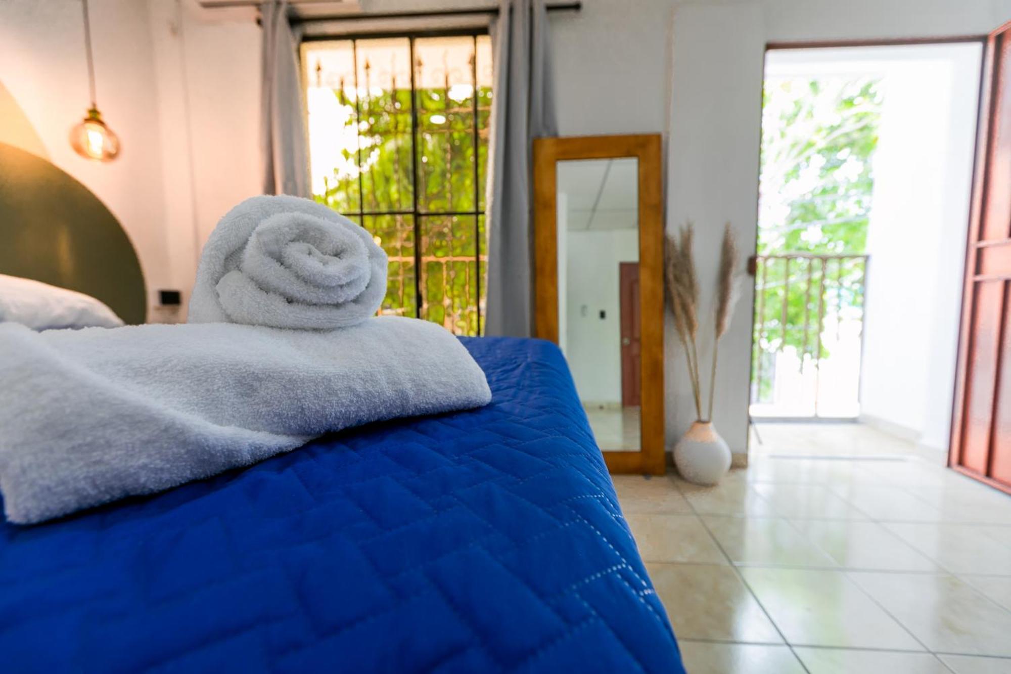 Friendly House Hotel Santa Tecla Buitenkant foto