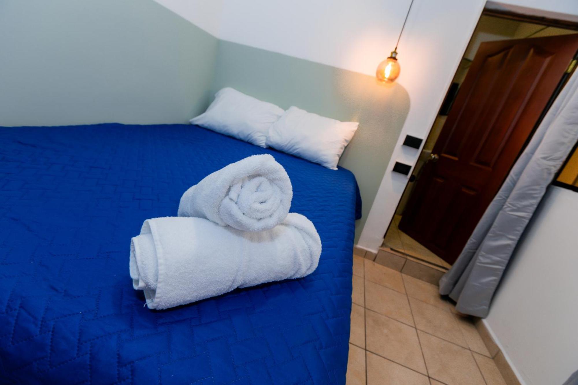 Friendly House Hotel Santa Tecla Buitenkant foto
