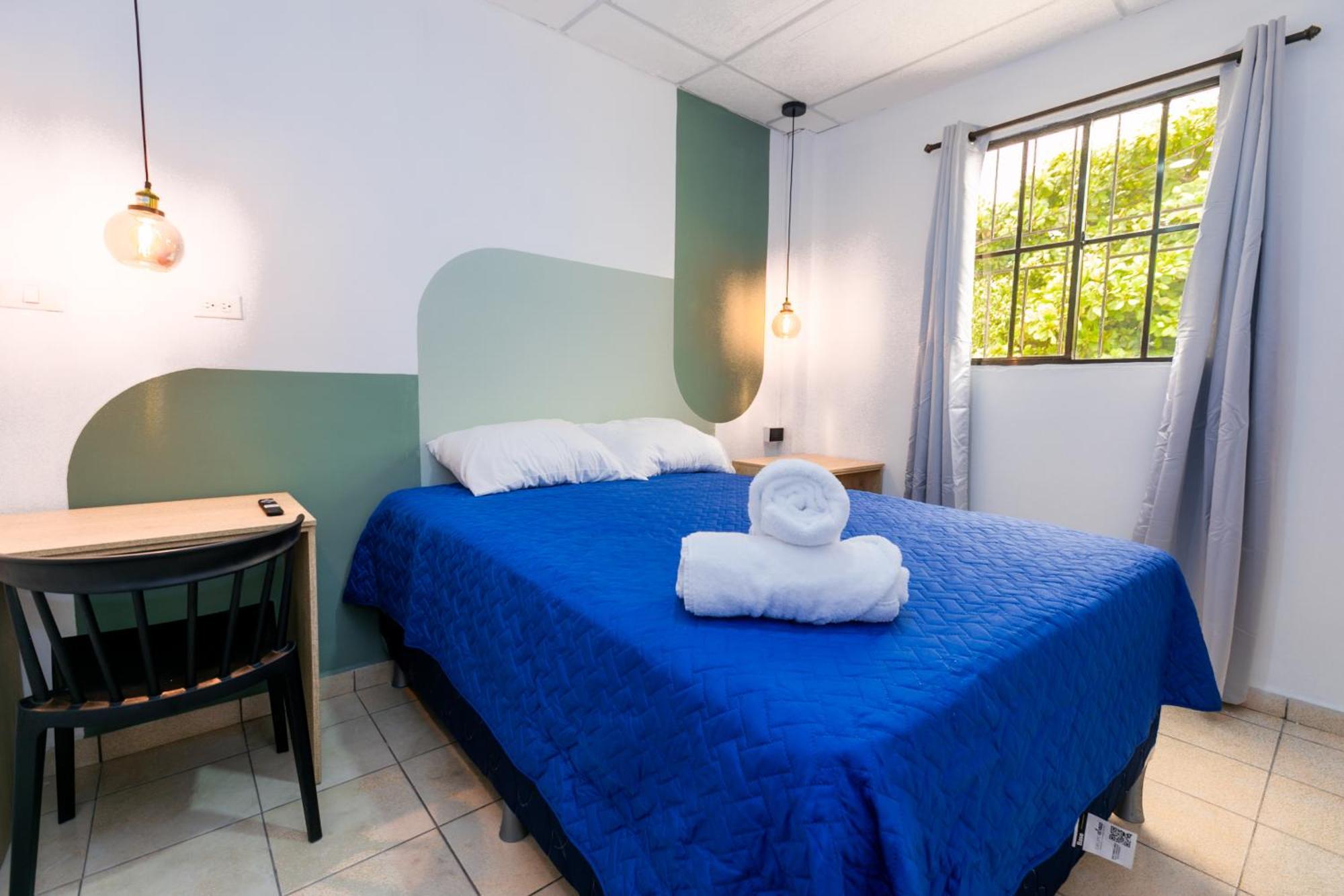 Friendly House Hotel Santa Tecla Buitenkant foto