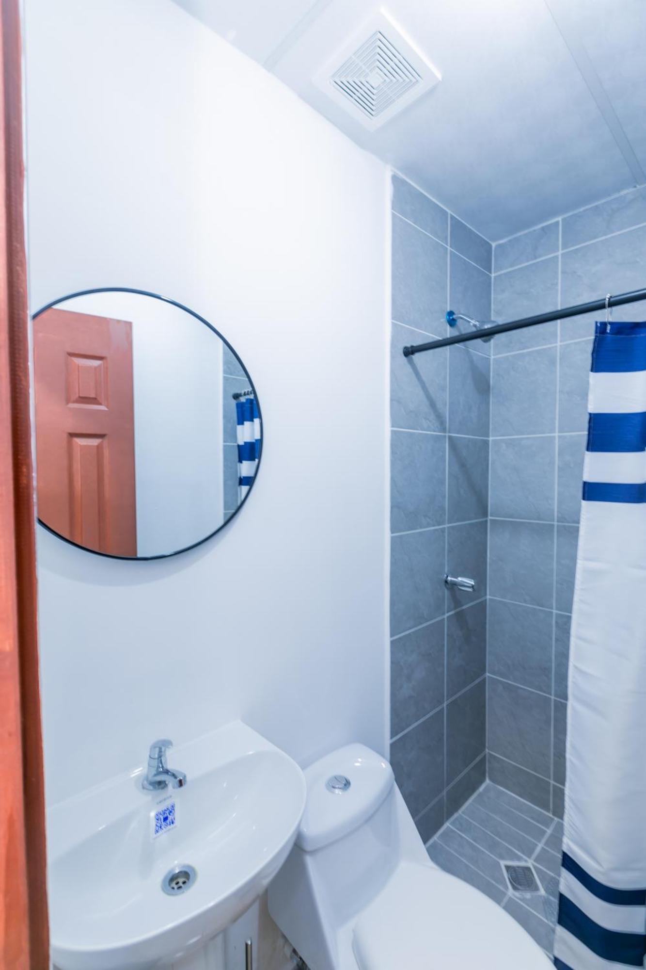 Friendly House Hotel Santa Tecla Buitenkant foto